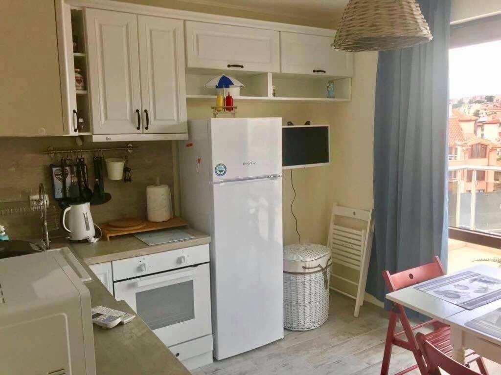 Apartment Turquoise โซโซโปล ภายนอก รูปภาพ